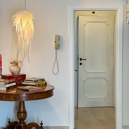 Al Sedici Di Via Corsea - Dimora Di Charme Apartman
