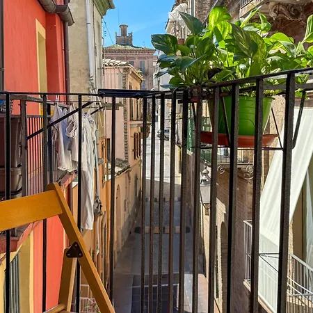 Al Sedici Di Via Corsea - Dimora Di Charme * Lanciano
